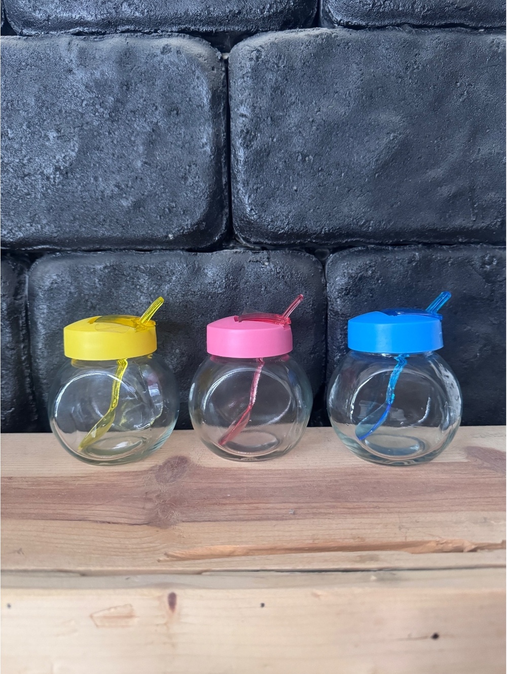 Set of 3 Glass Jars with Colored Lids and Spoons